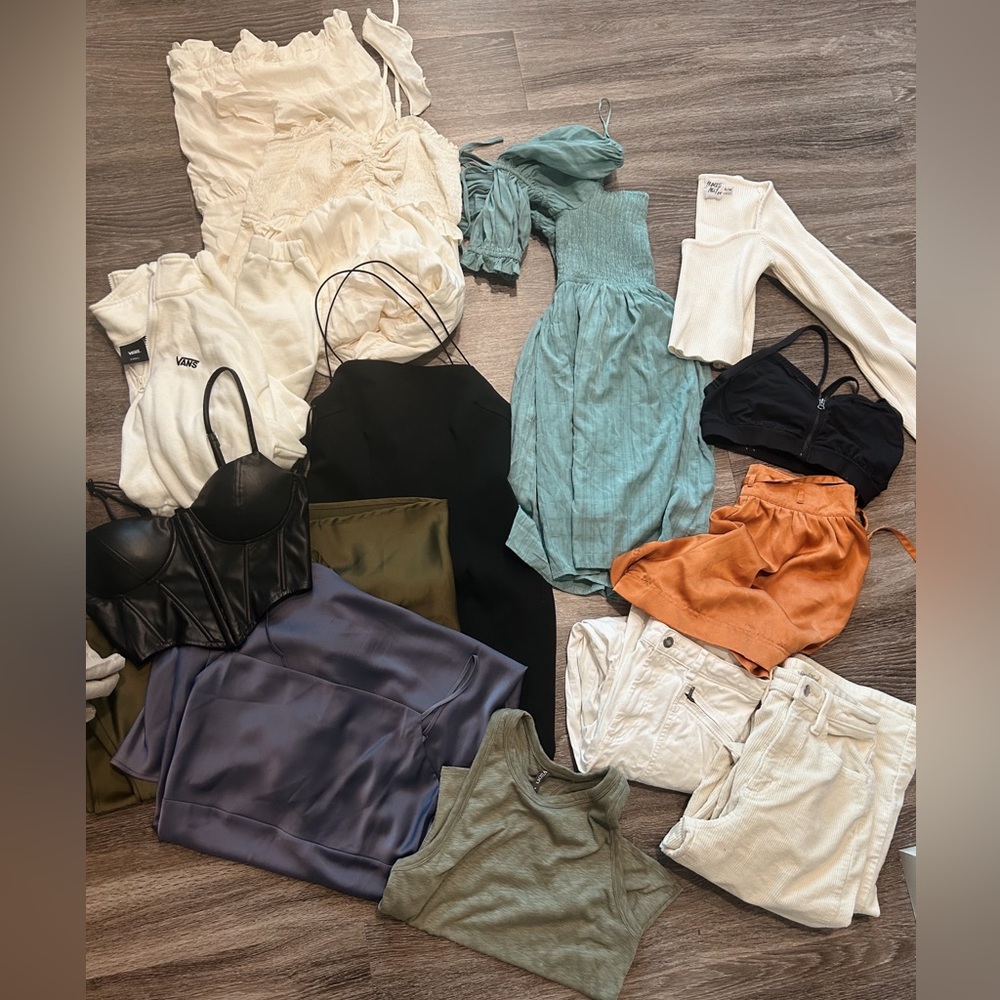 WARDROBE BUNDLE